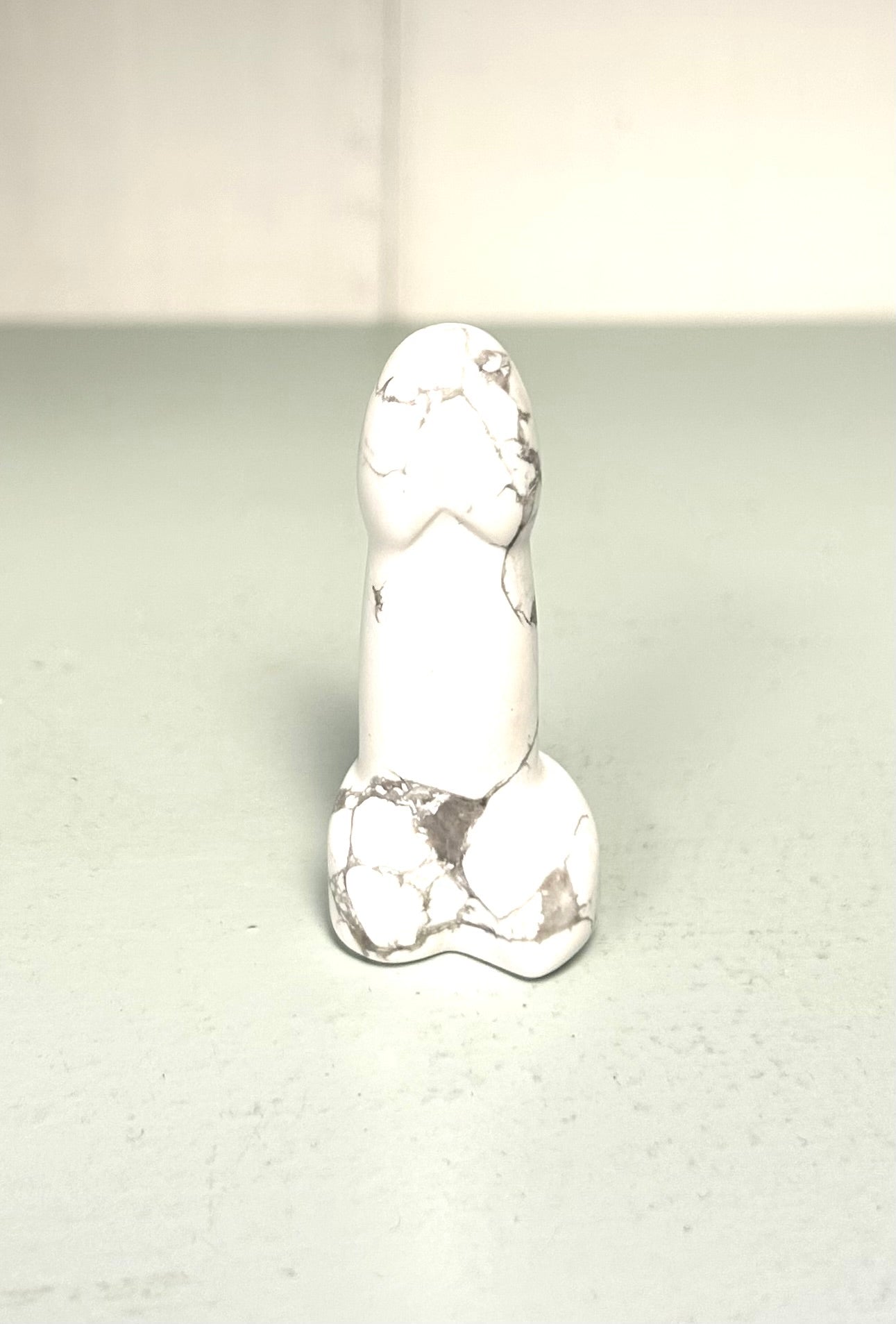 Howlite Penis 2”