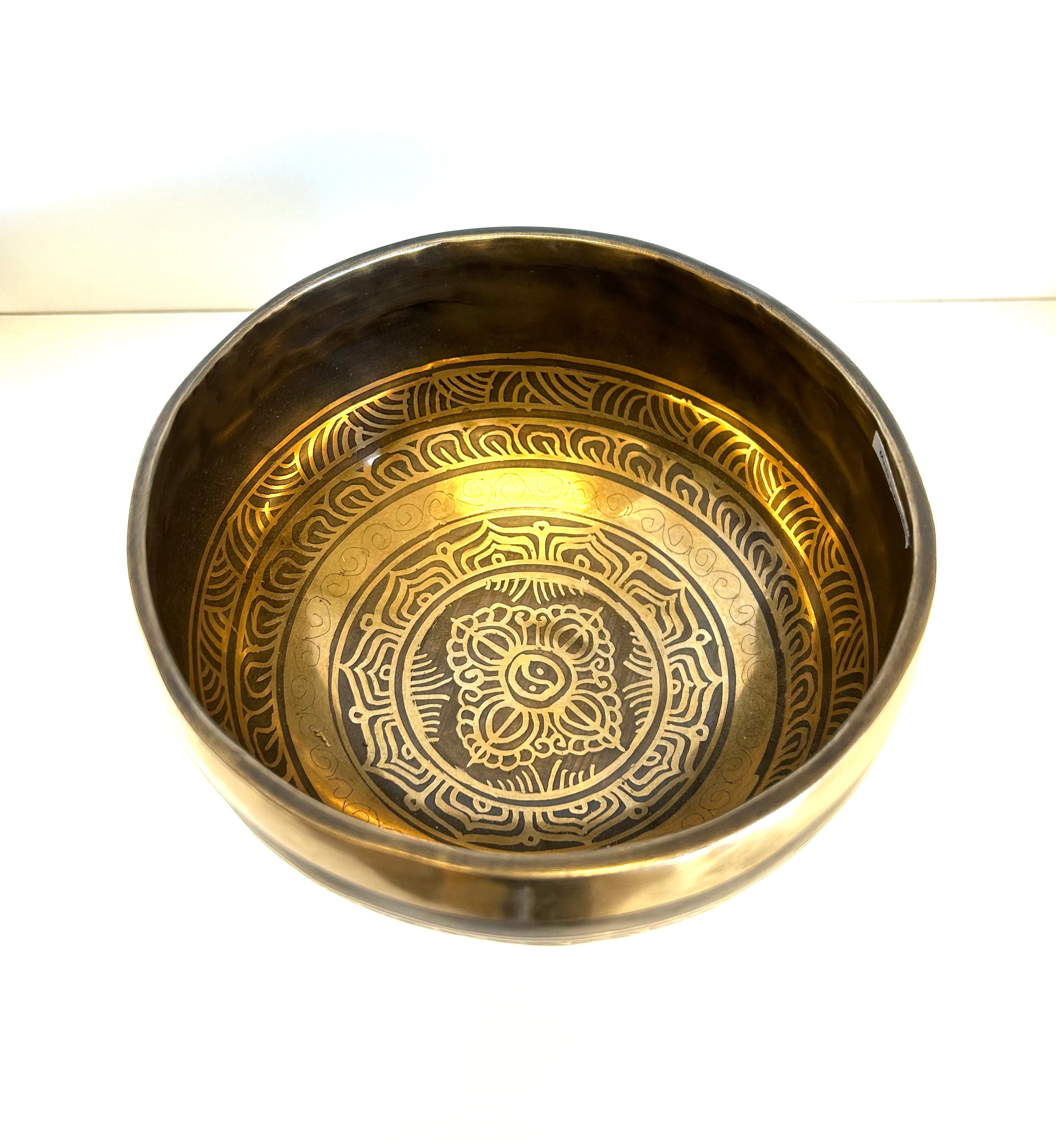 Hand Hammered Yin Yang Singing Bowl 6.5” - Lighten Up Shop