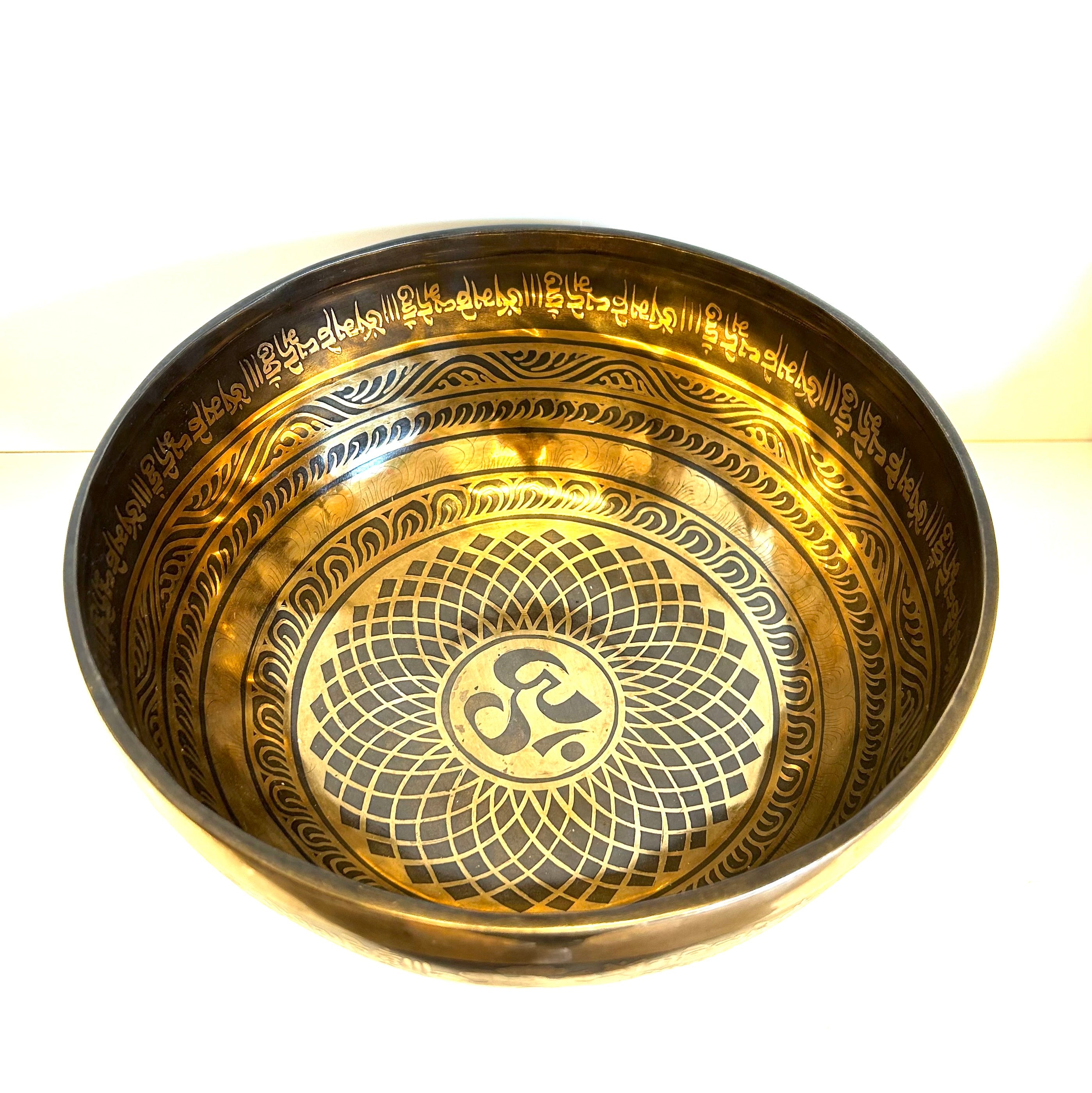 Hand Hammered OM Singing Bowl 10” - Lighten Up Shop