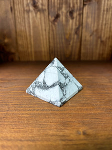 Howlite Pyramid - Lighten Up Shop