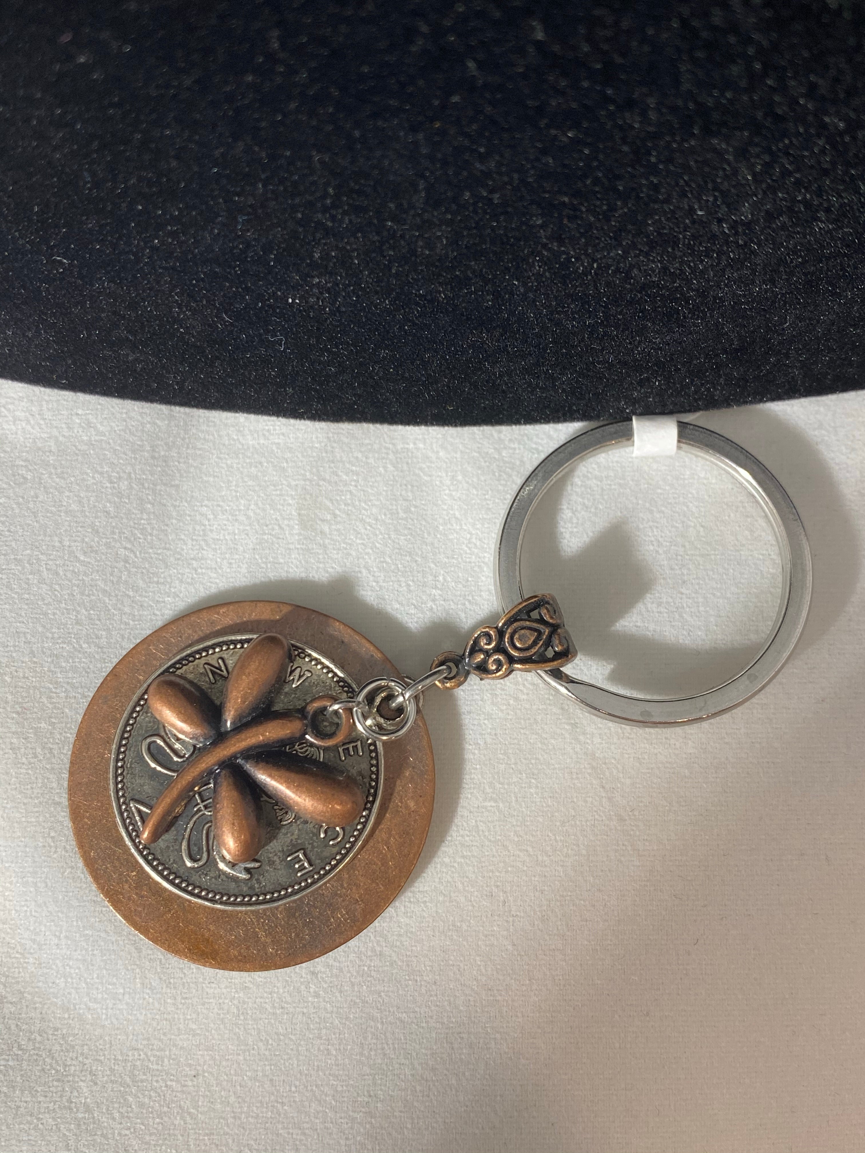 Metal Dragonfly Keychain - Lighten Up Shop