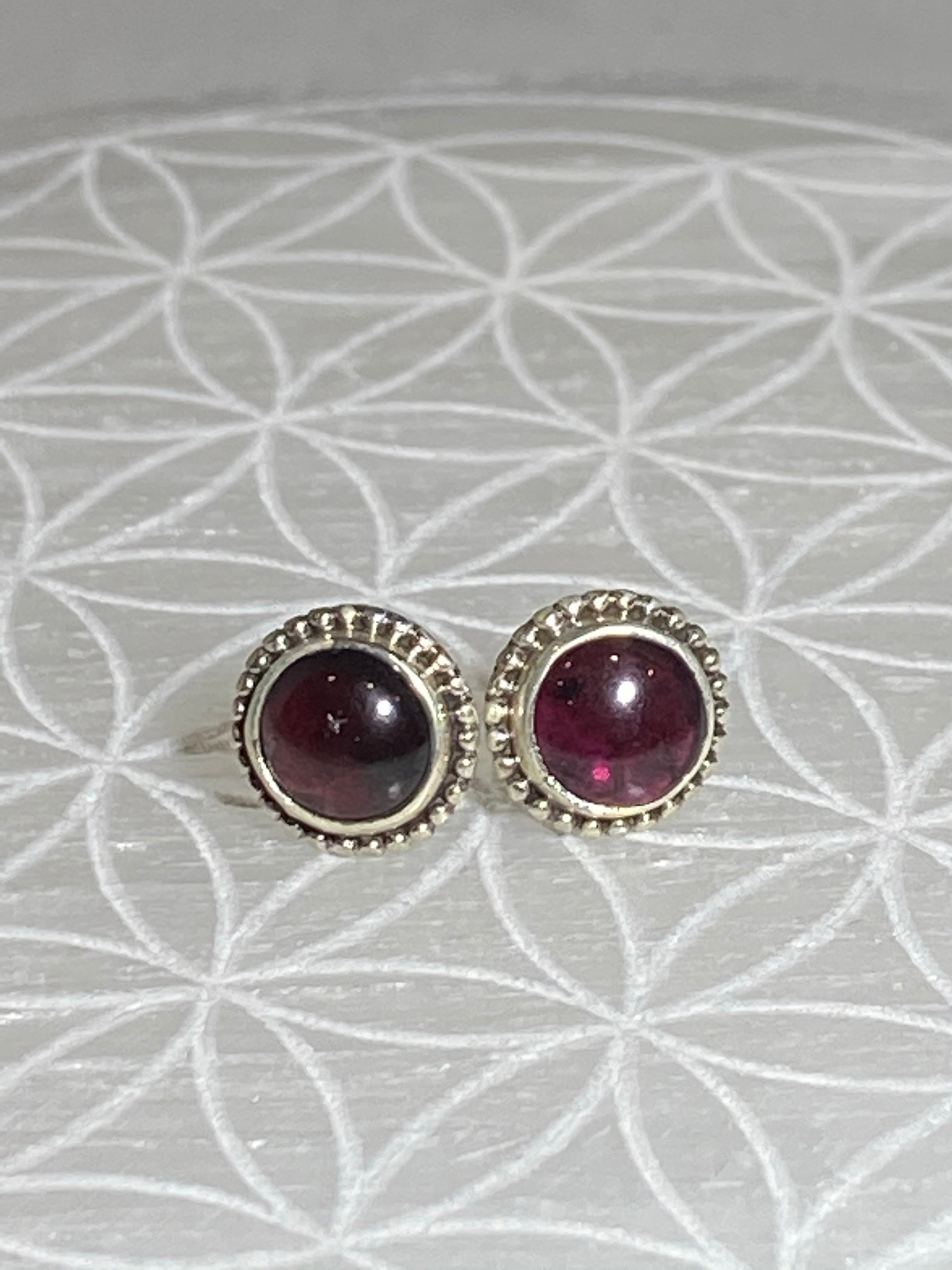 Stud Earrings Medium Garnet - Lighten Up Shop